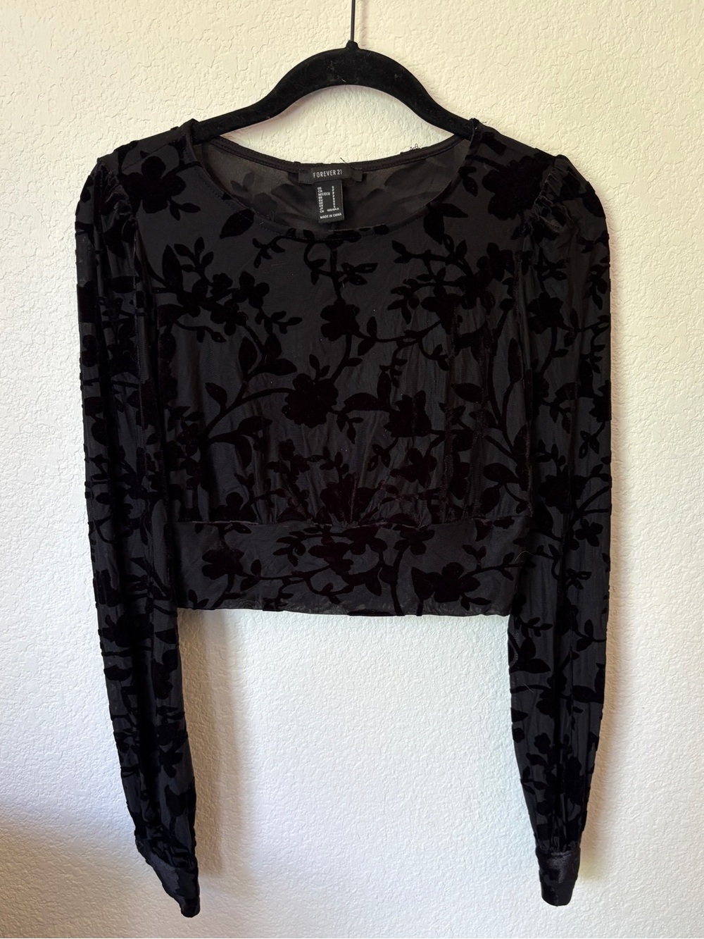 Forever 21 velvet lace top